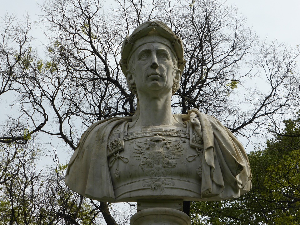 Adventausstellung auf Burg Kreuzen: Kunst und Handwerk zum Staunen