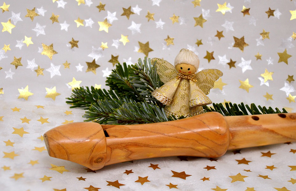 Adventzauber in Neubau: Charity-Punsch und Weihnachtskonzerte erleben