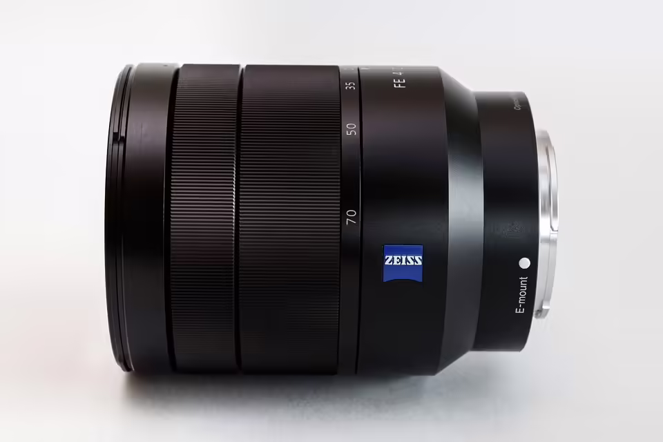 Alkoholbedingter Unfall: 24-Jähriger rammt Hausmauer in St. Ulrich