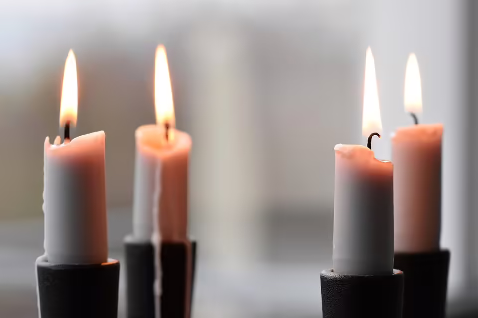 Besinnliche Zeiten oder wirtschaftliche Notwendigkeit: Der Advent im Wandel