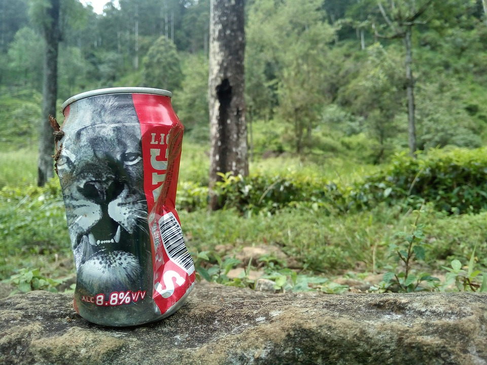 Brand im Sonderzug: Feuerwehr kämpft gegen Flammen auf der U1