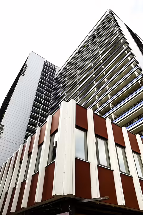 Die Mariahilfer Straße: Ein Schicksalskampf für den Traditionsstandort