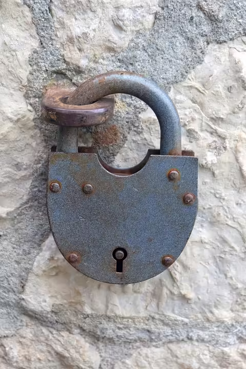 Europapark Rust: Vorsicht vor Betrug beim Halloween-Gewinnspiel!