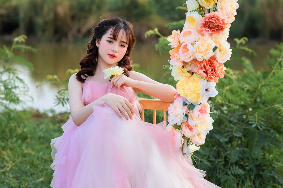 Faschingsauftakt in Weiz:  Mädchen, Männer und Mallorca  feiern!