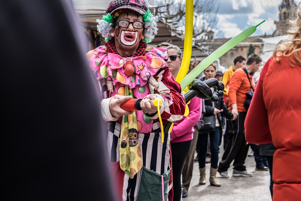 Festlicher Glühmost-Start und Lichterzauber in der Greißlerei Rasch!