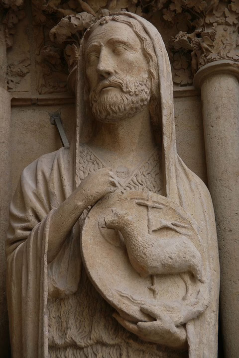 Feuerwehr Waidhofen rettet Patientin mit Drehleiter in Johann Haberl-Straße