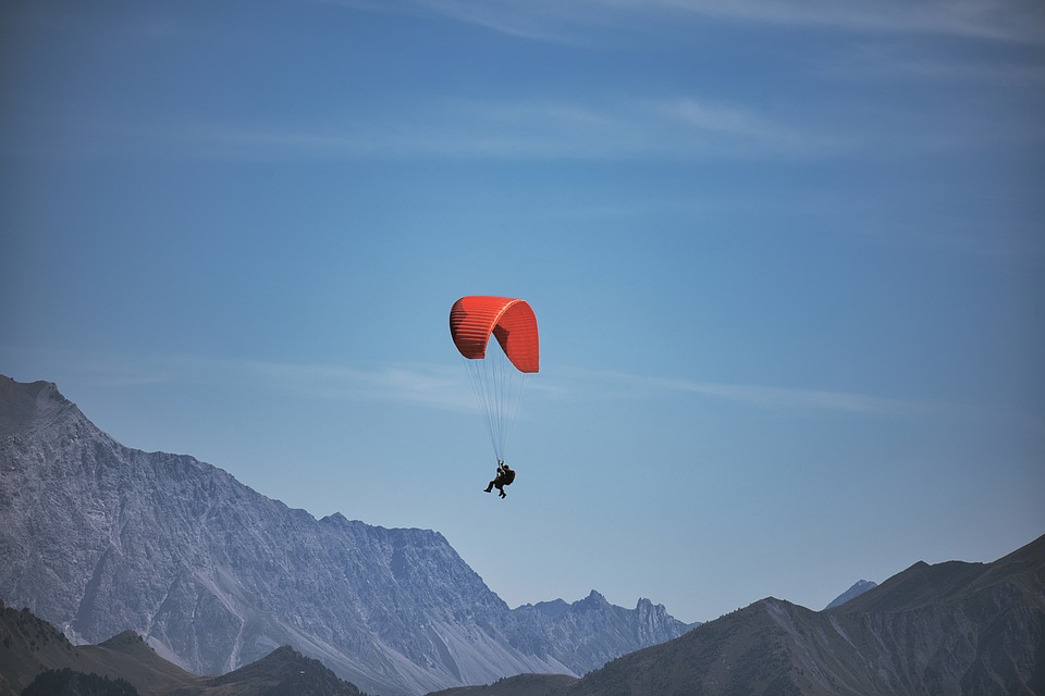 Flugschule in Abu Dhabi bestellt neue Diamond Flugzeuge für Ausbildung