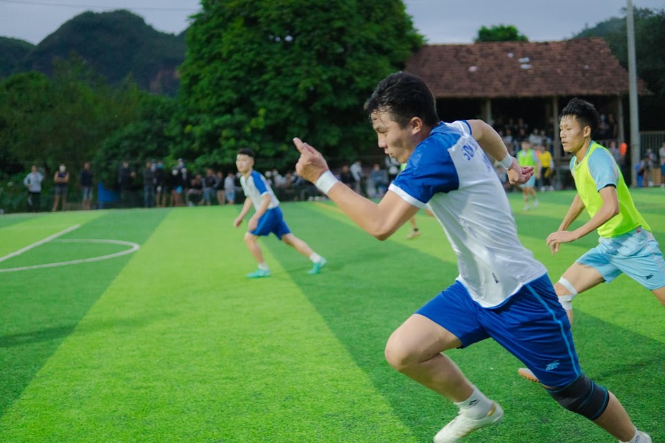 Fußball-Liga Linz: Trainerwechsel und Zukunftsperspektiven im Fokus