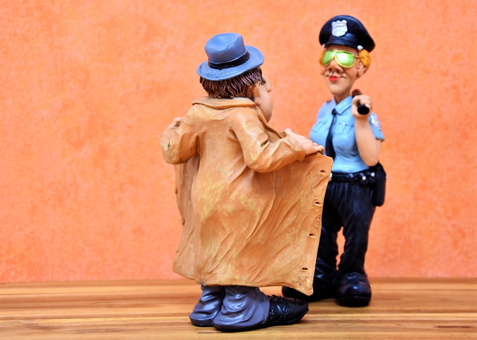 Gewaltsame Auseinandersetzung am Punschstand: Polizistin verletzt