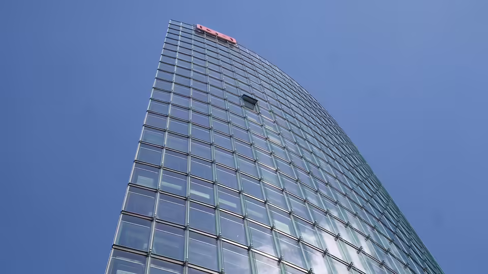 Grazer Straßenneugestaltung: Mehr Platz für Radfahrer und Grünflächen