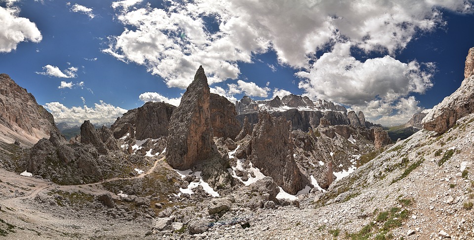 Grödnertal in Wien: Handgefertigte Krippenfiguren aus Hietzing