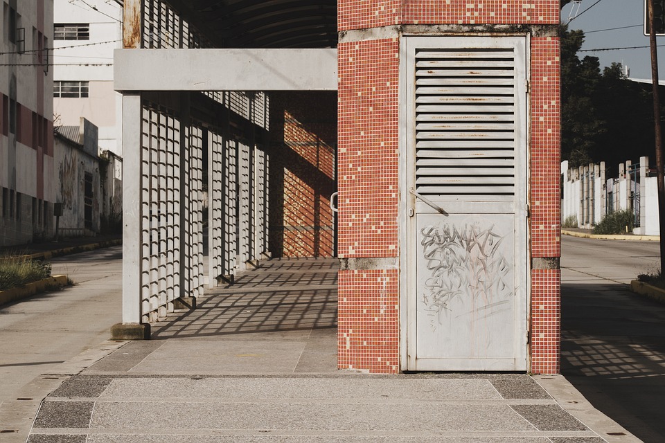 KFC eröffnet am St. Pöltner Hauptbahnhof: Ein neuer Genuss für Hungrige