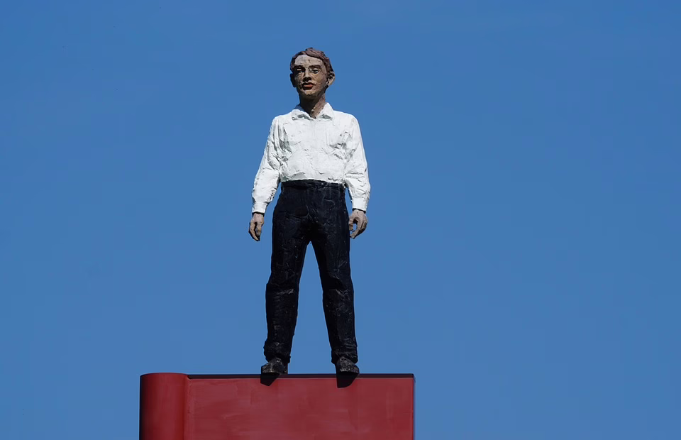 Karateka Stephan Dertinger erreicht 1. Dan in Chiari: Herzliche Gratulation!