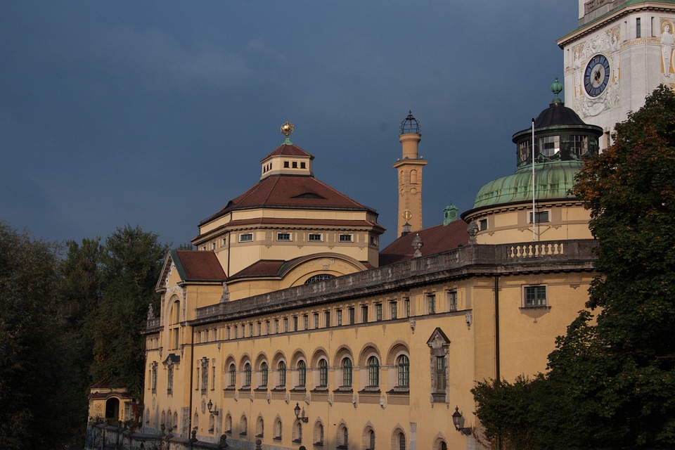 Neues Hallenbad in Waidhofen: Modernisierung und erweiterte Öffnungszeiten