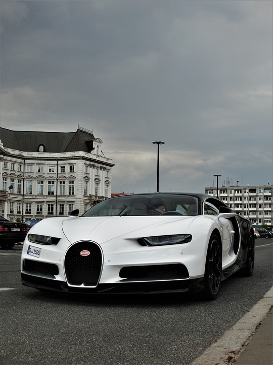 Österreich-Premiere: Bugatti präsentiert Luxus-Hypercar in Wien