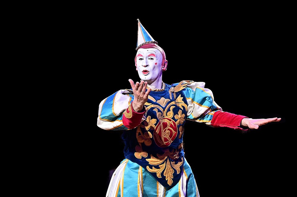 Roncalli bezaubert Graz: Ein Staraufgebot zur Premiere von ARTistART