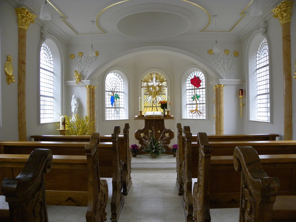 SMACK CAM: Theaterstück in Hainburg beleuchtet Gewalt unter Jugendlichen