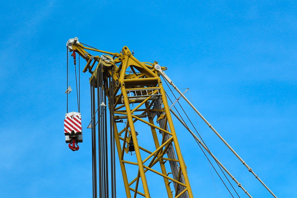 Schwerer Unfall in Götzens: Slowake (29) in Pkw bewusstlos aufgefunden