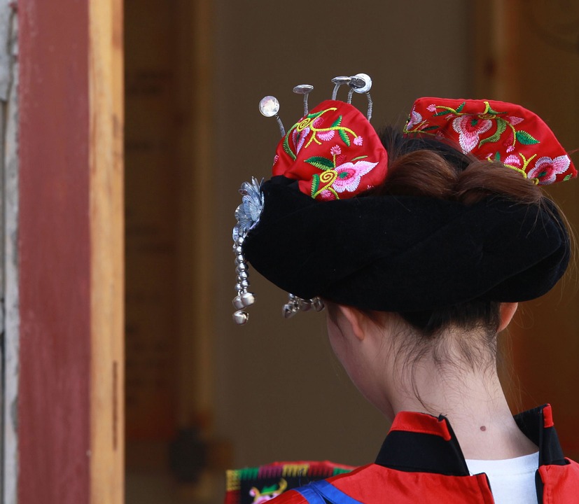 Traditionelles Hendl-Schnapsen in Niederleis: Ein Fest der Kameradschaft