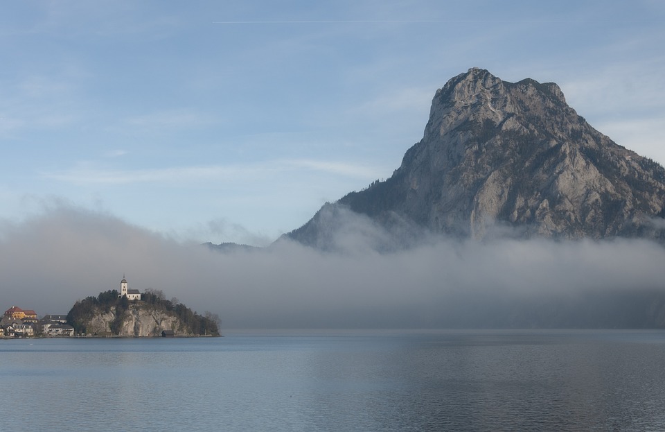 Traunkirchen im Weinrausch: Katharina Gnigler zur Sommelière des Jahres 2025 ernannt