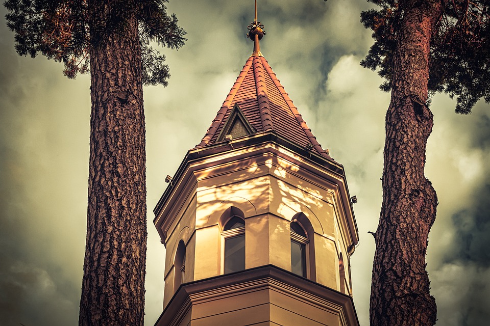 Unterliga Mitte: Spannung pur im Abstiegskampf und Torschützenrennen!