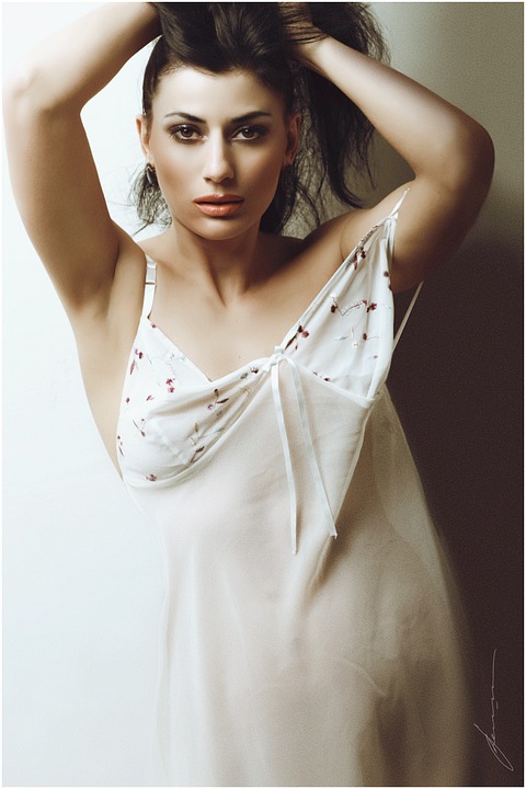 Verkehrsunfall auf B81: Feuerwehr Miklauzhof rettet verletzte Person