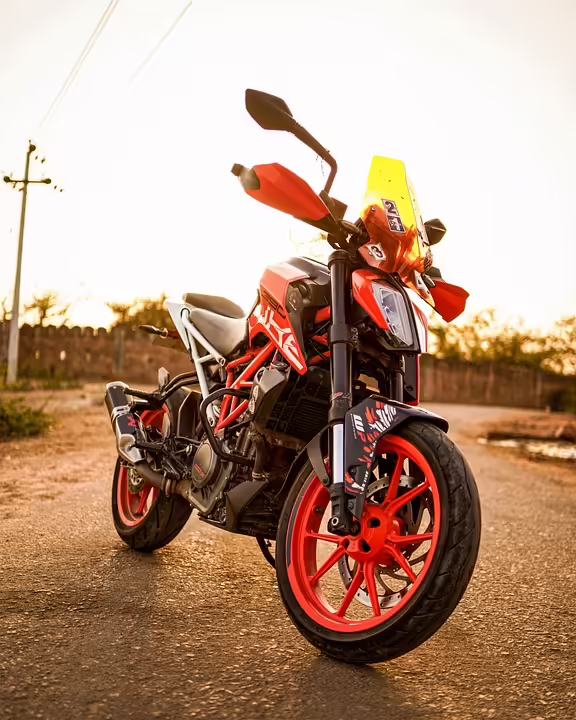 Verwaistes Fahrzeug verursacht massive Schäden in Hochwolkersdorf