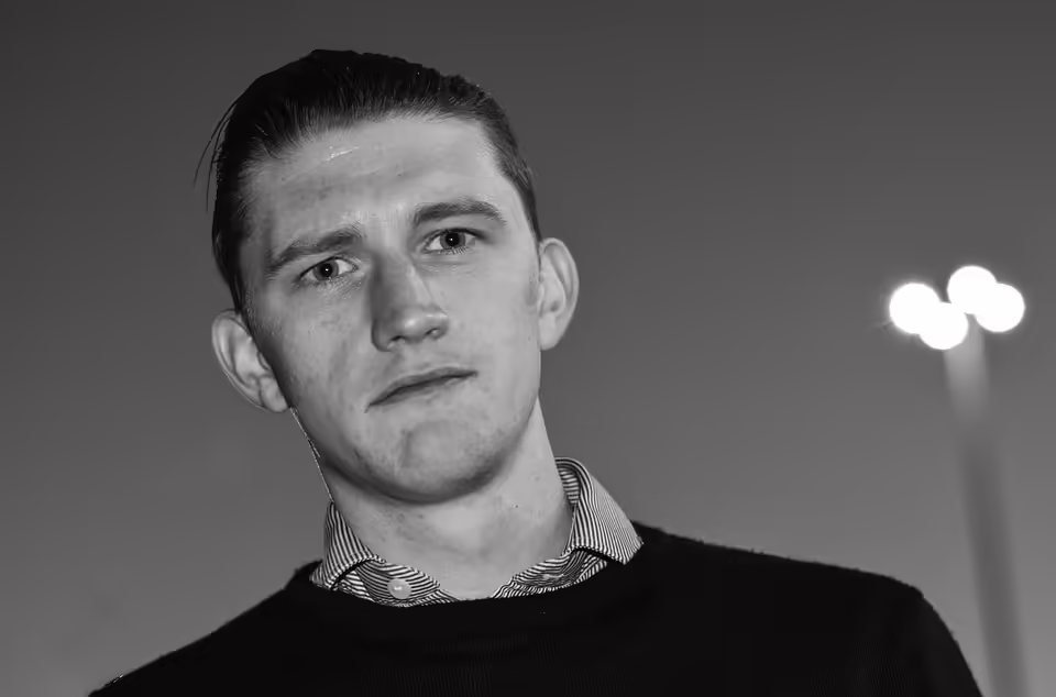 Vogelgrippe-Alarm in Marchtrenk: Rätselhafter Schwängetod erschüttert die Gemeinde