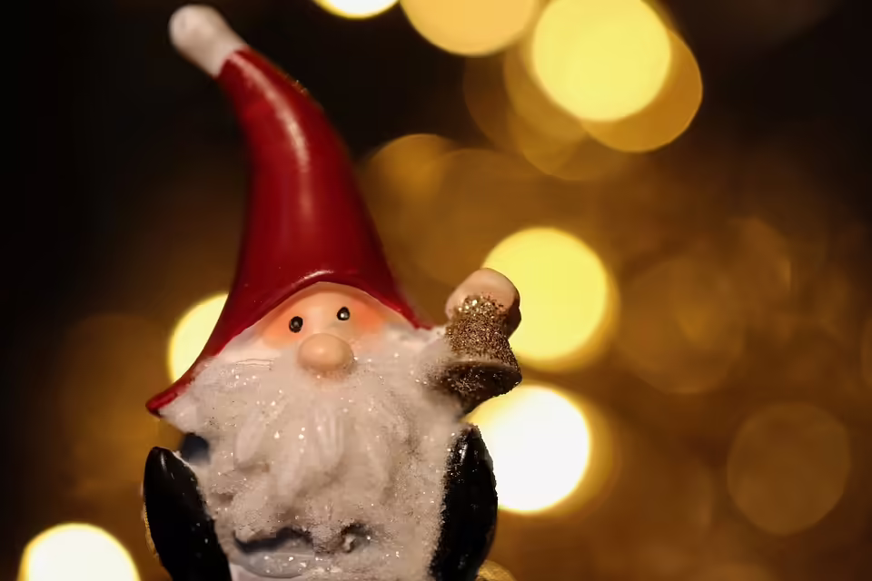 Weihnachtszauber in Eggendorf: Perchten und Nikolaus begeistern Groß und Klein