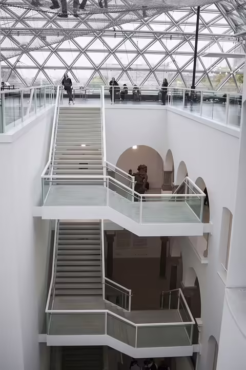 Werner Trenker: Auszeichnung mit dem  viennaARTaward  2024 für Kunstsammler