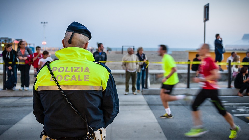 Wie Cop und Che Linz  Jugendliche durch TikTok verbinden