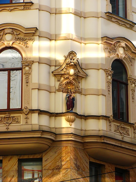 Zivilprozess in Feldkirch: Schmerzensgeld für Opfer falschen Zahnarztes