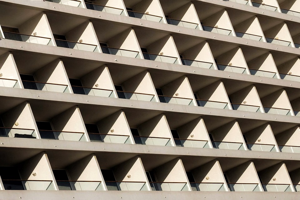 Israeli Geisel-Familien zünden erste Chanukka-Kerze an