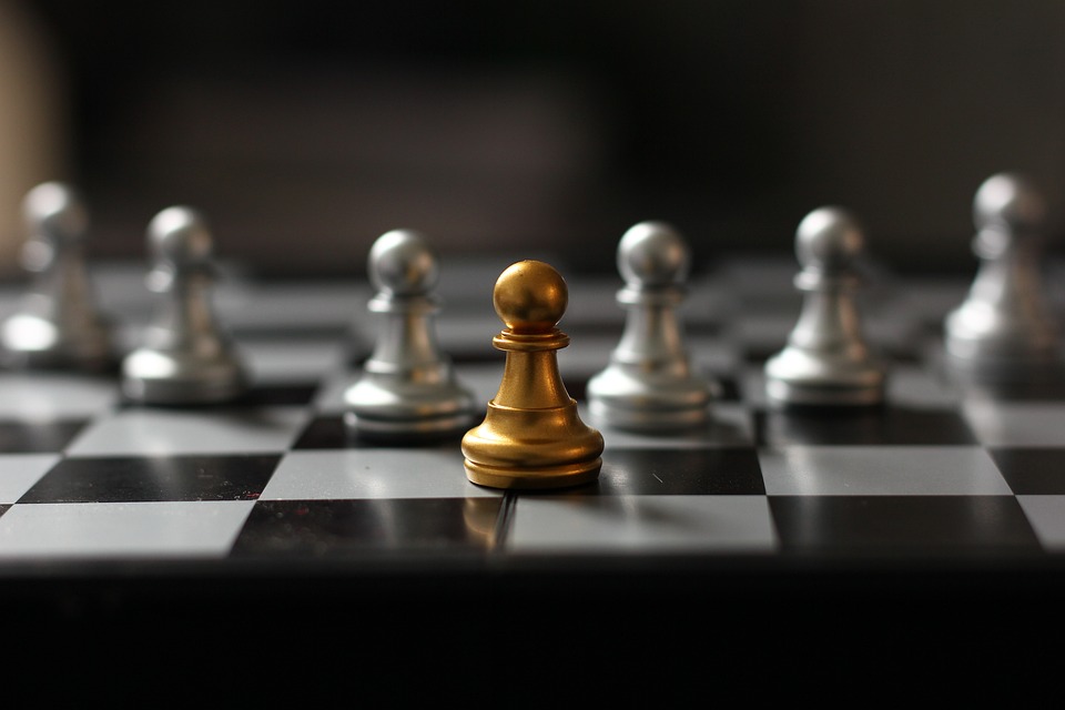 König Charles hält Weihnachtsbotschaft in ehemaliger Krankenhauskapelle