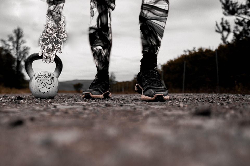 Prozess gegen Bande wegen Raubüberfalls auf Kim Kardashian in Paris eröffnet