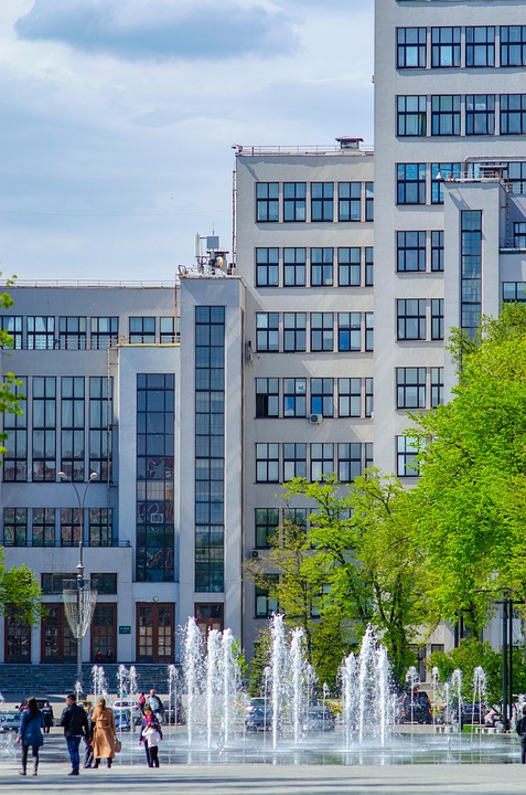 Kharkiv leidet unter heftigstem Angriff des Krieges, sagt Bürgermeister