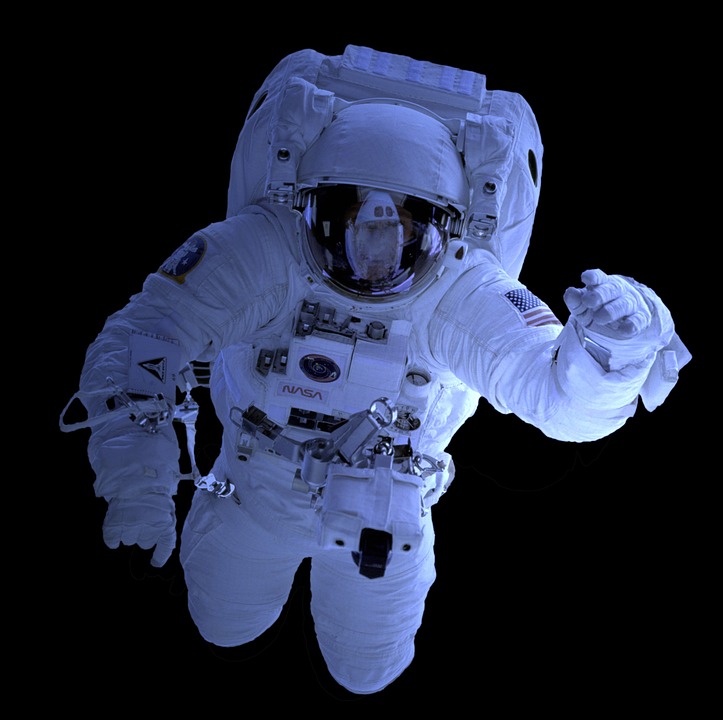 Vier Astronauten starten zur ISS, während NASA Leckprobleme untersucht